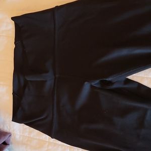 COPY - Black lululemon train times in black